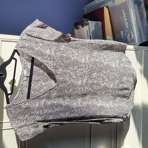 Joie V neck animal print silk tee, black and gray, Size Small